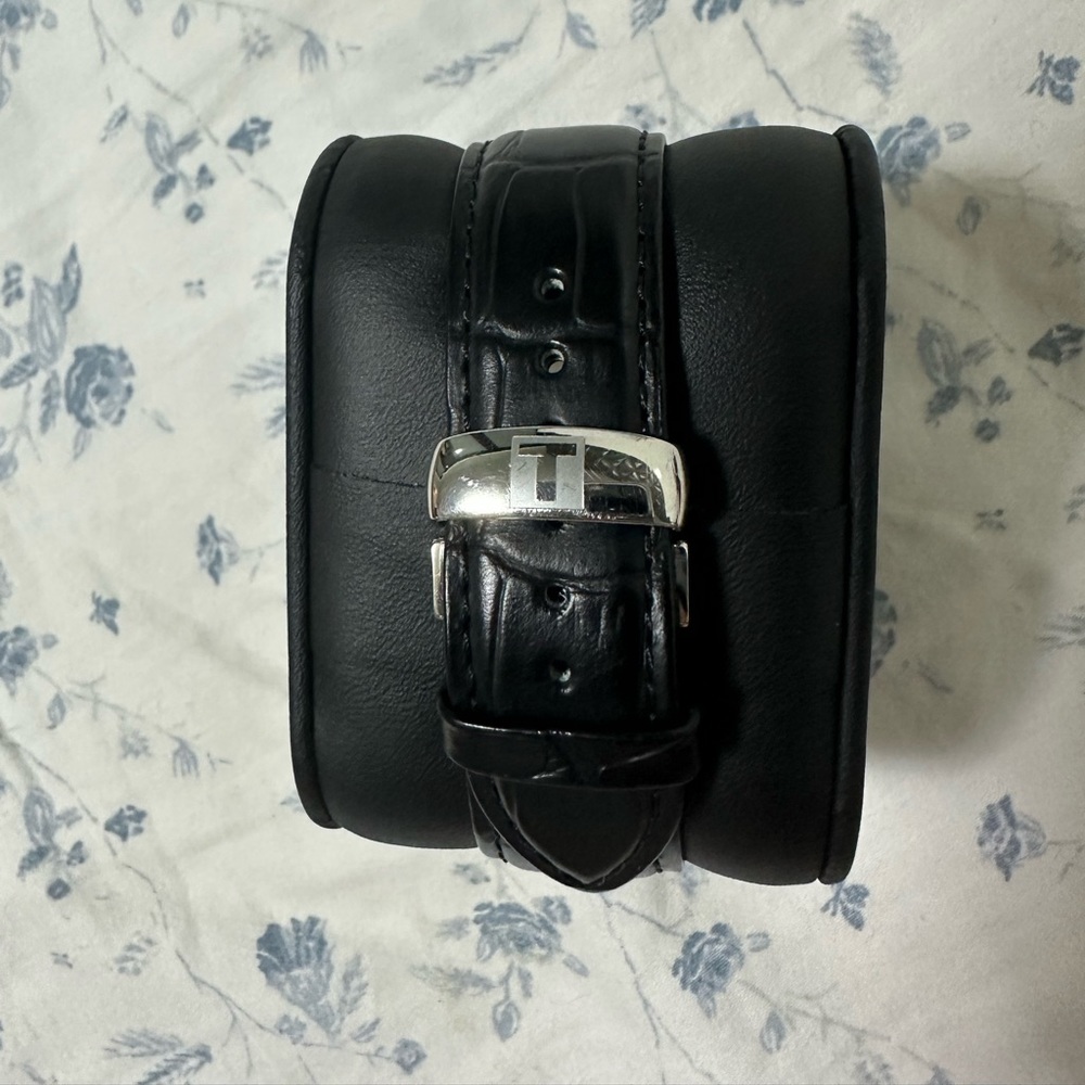 COPY - Tissot men’s watch - Picture 2 of 2